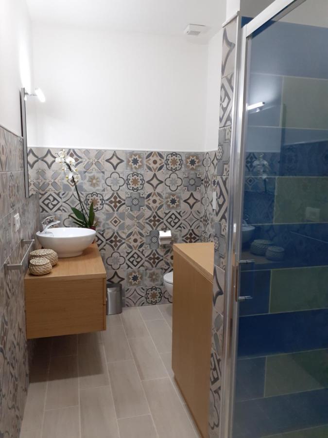 Hc Home Claudia Каляри Екстериор снимка